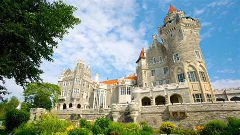 Book the Best CHEAP Hotels in Toronto from CA $89.